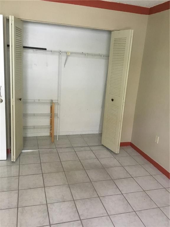 Greentree Condominiums - Residential