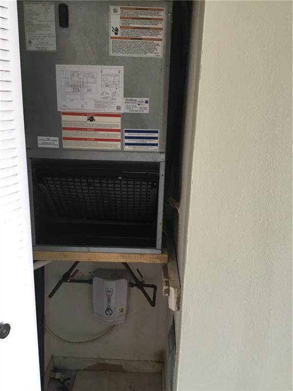 Greentree Condominiums - Residential