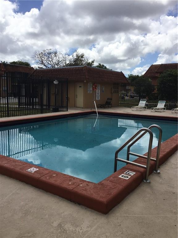 Greentree Condominiums - Residential