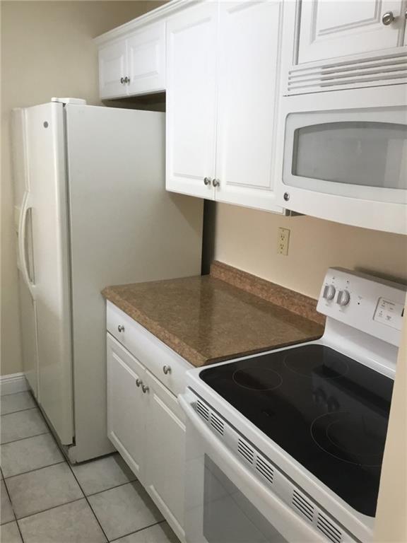 Greentree Condominiums - Residential