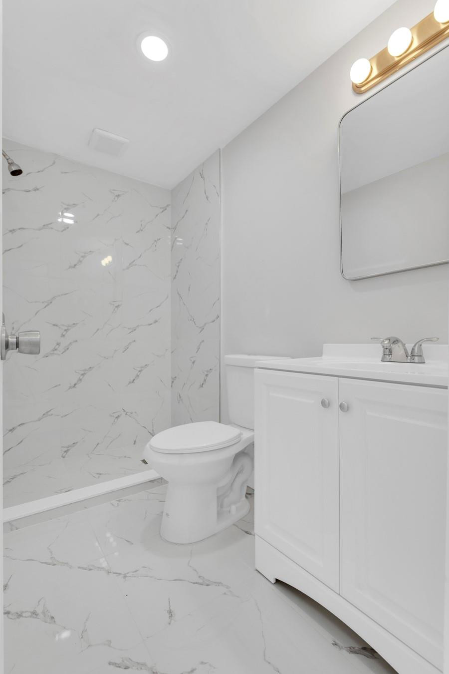 POMPANO - Residential Income