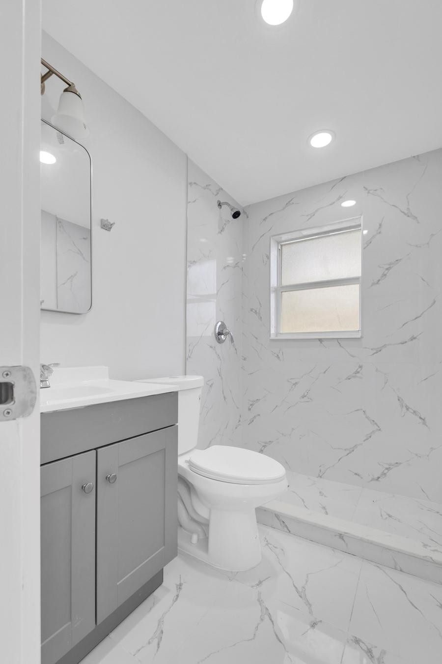 POMPANO - Residential Income