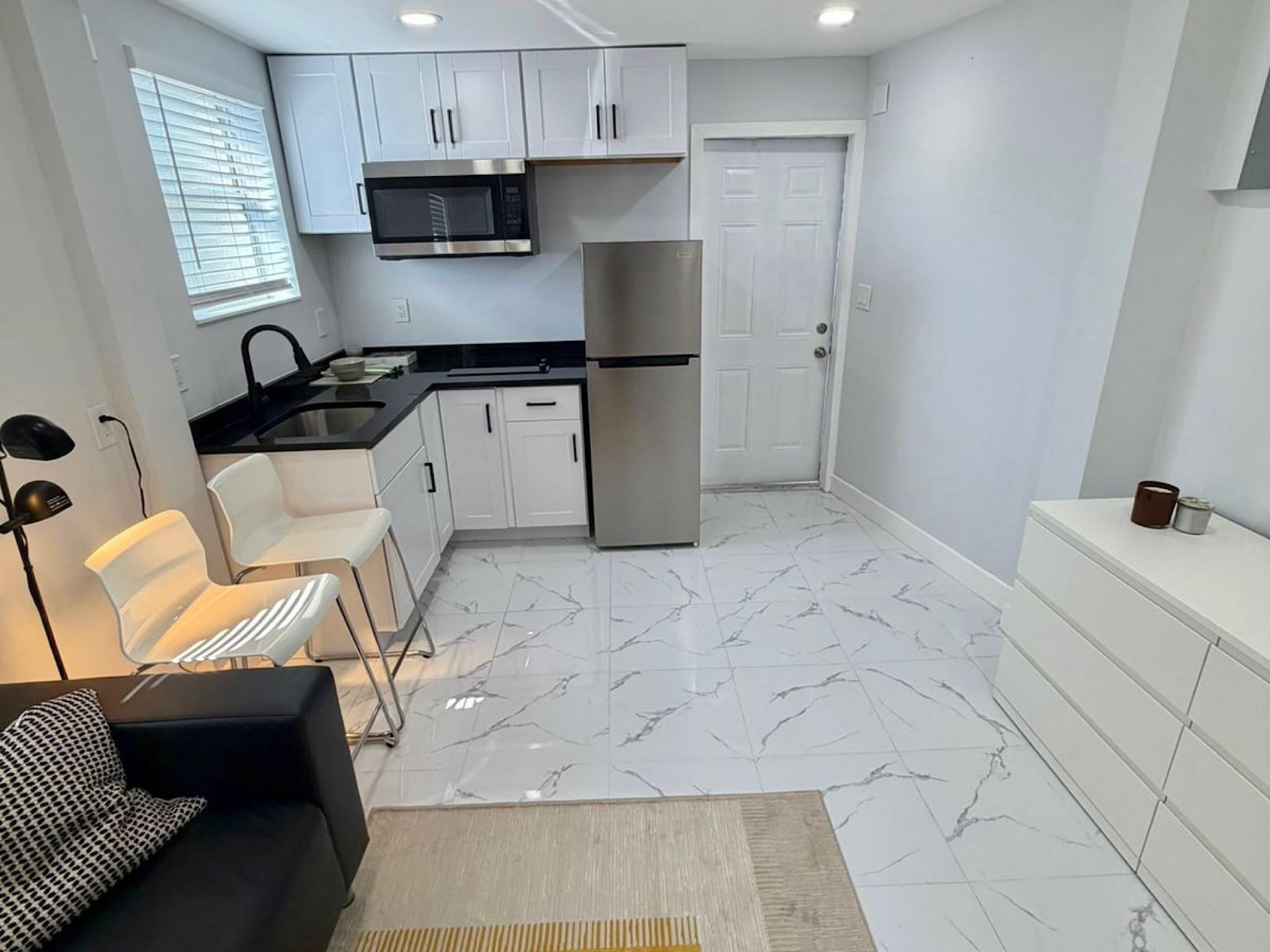 POMPANO - Residential Income