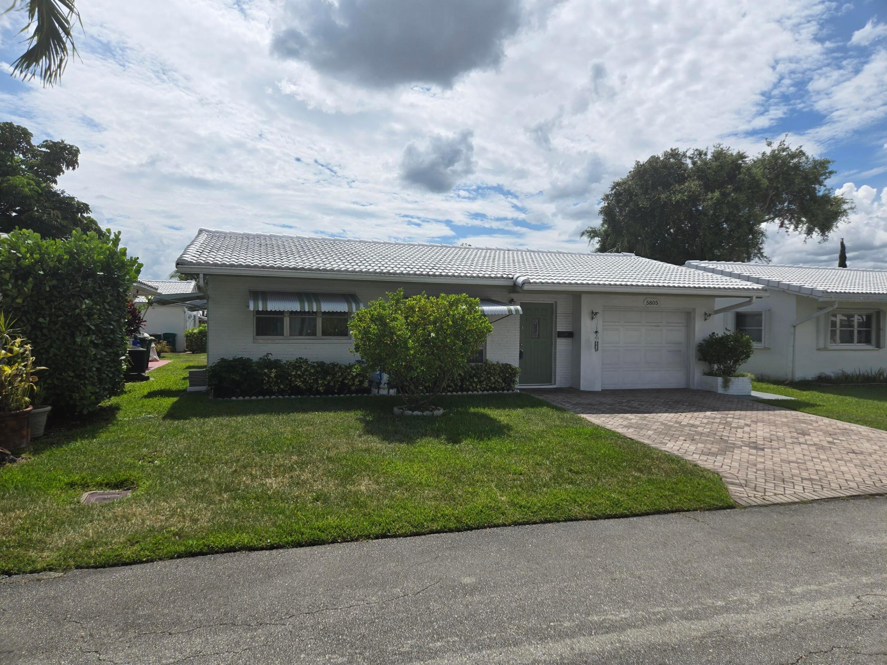 5805 NW 83RD Avenue
