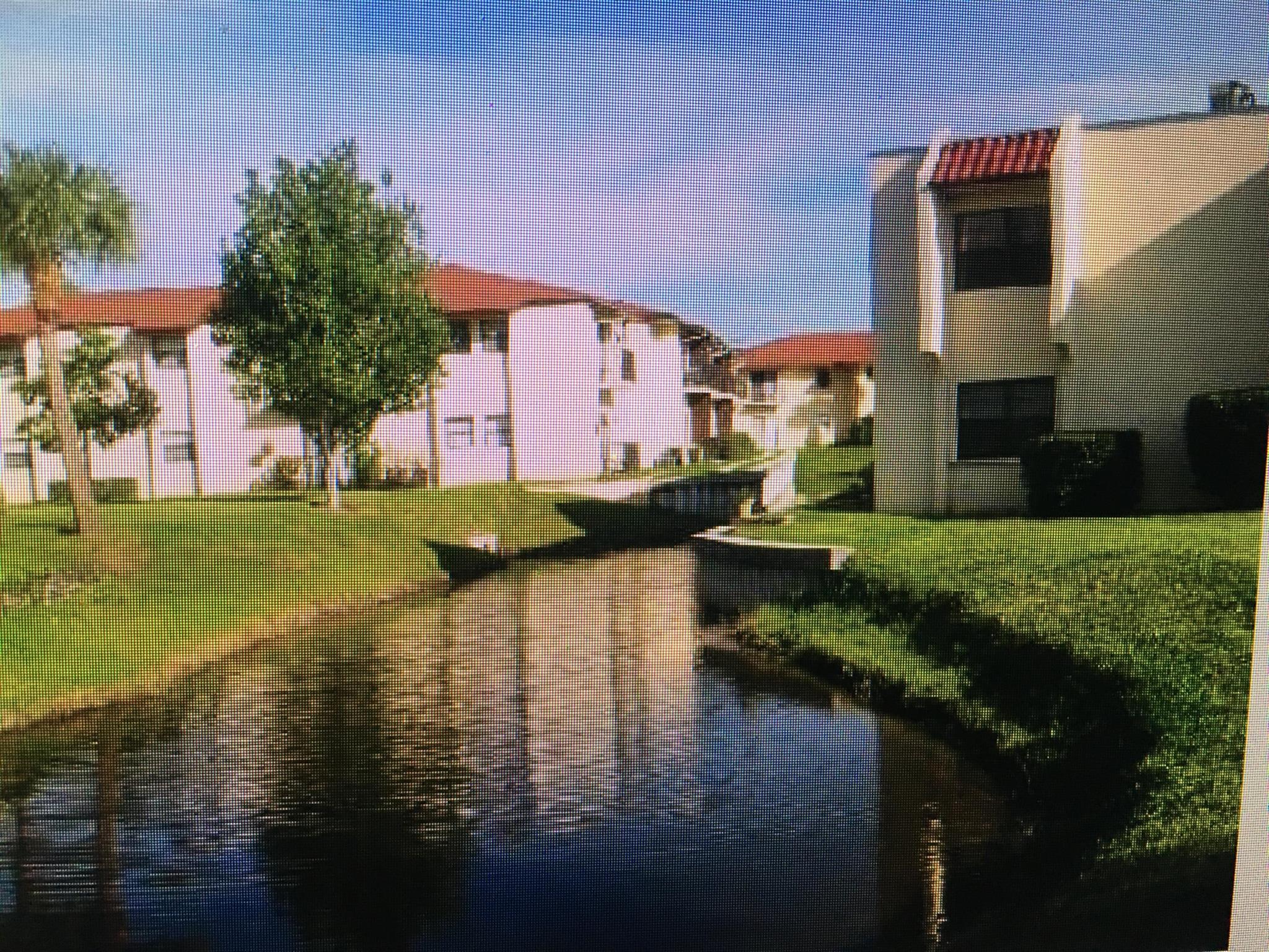 ISLAND HOUSE CONDOMINIUM - Residential