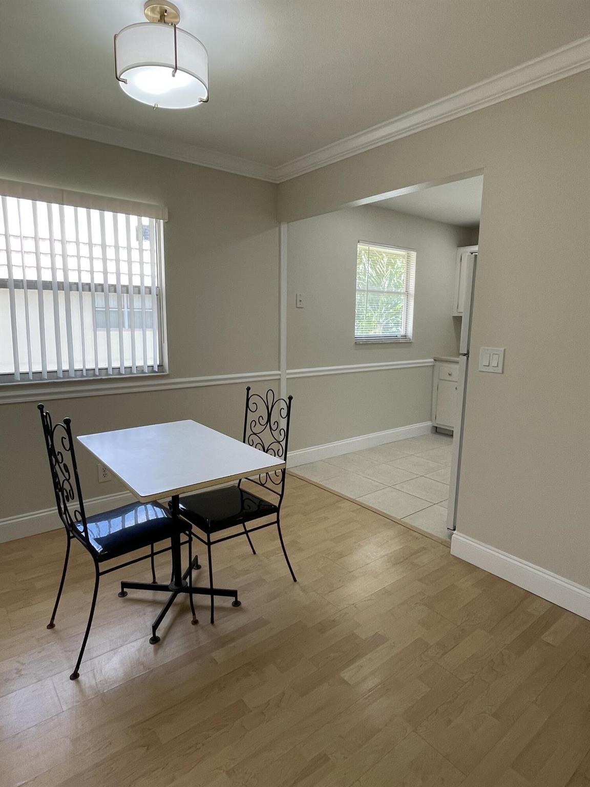 KINGS POINT SAXONY CONDOS - Residential Lease