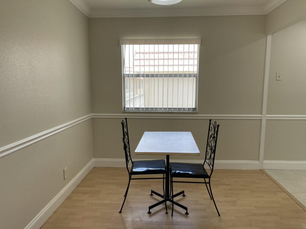 KINGS POINT SAXONY CONDOS - Residential Lease