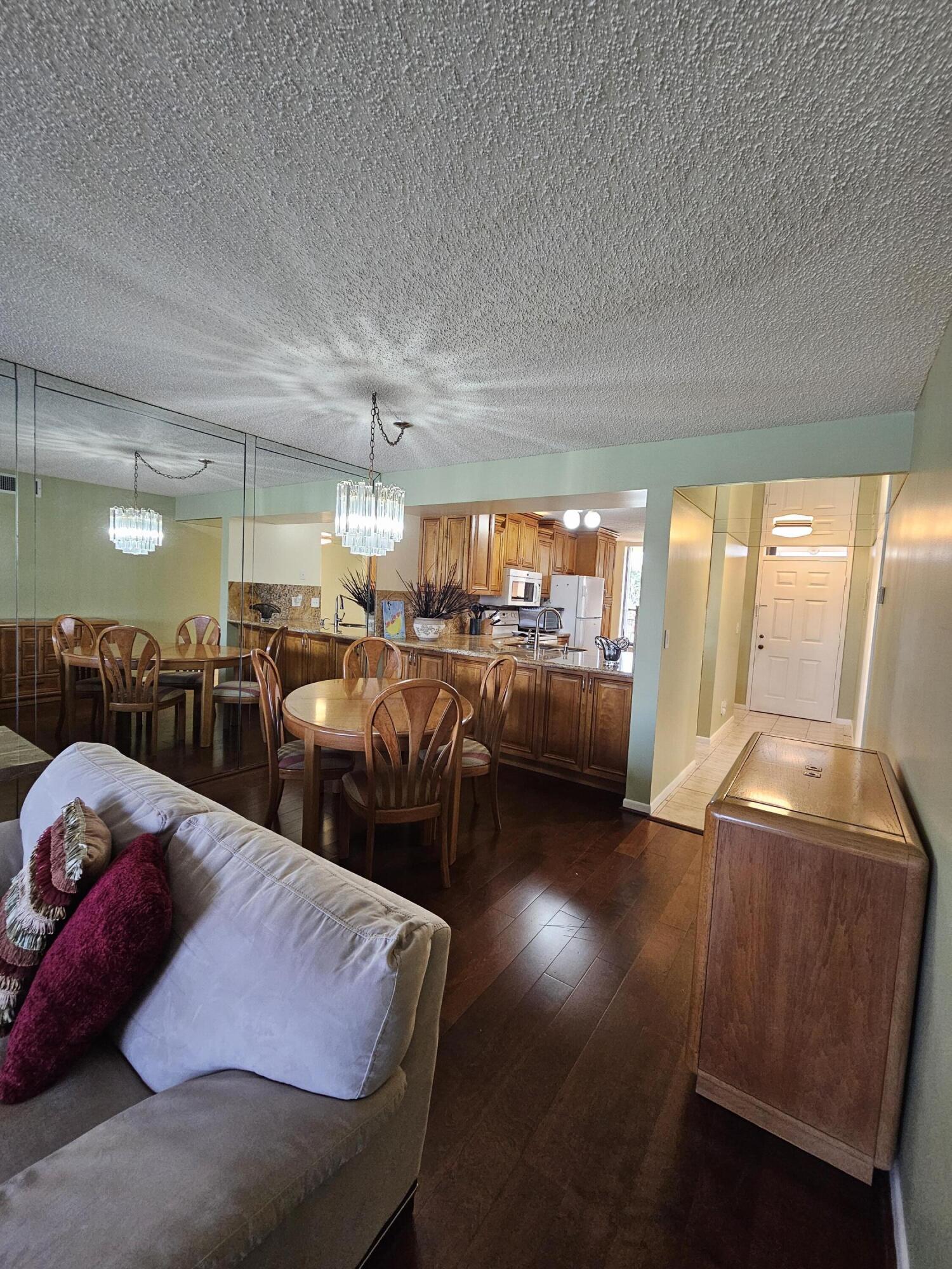 CORAL GATE V CONDO - Residential