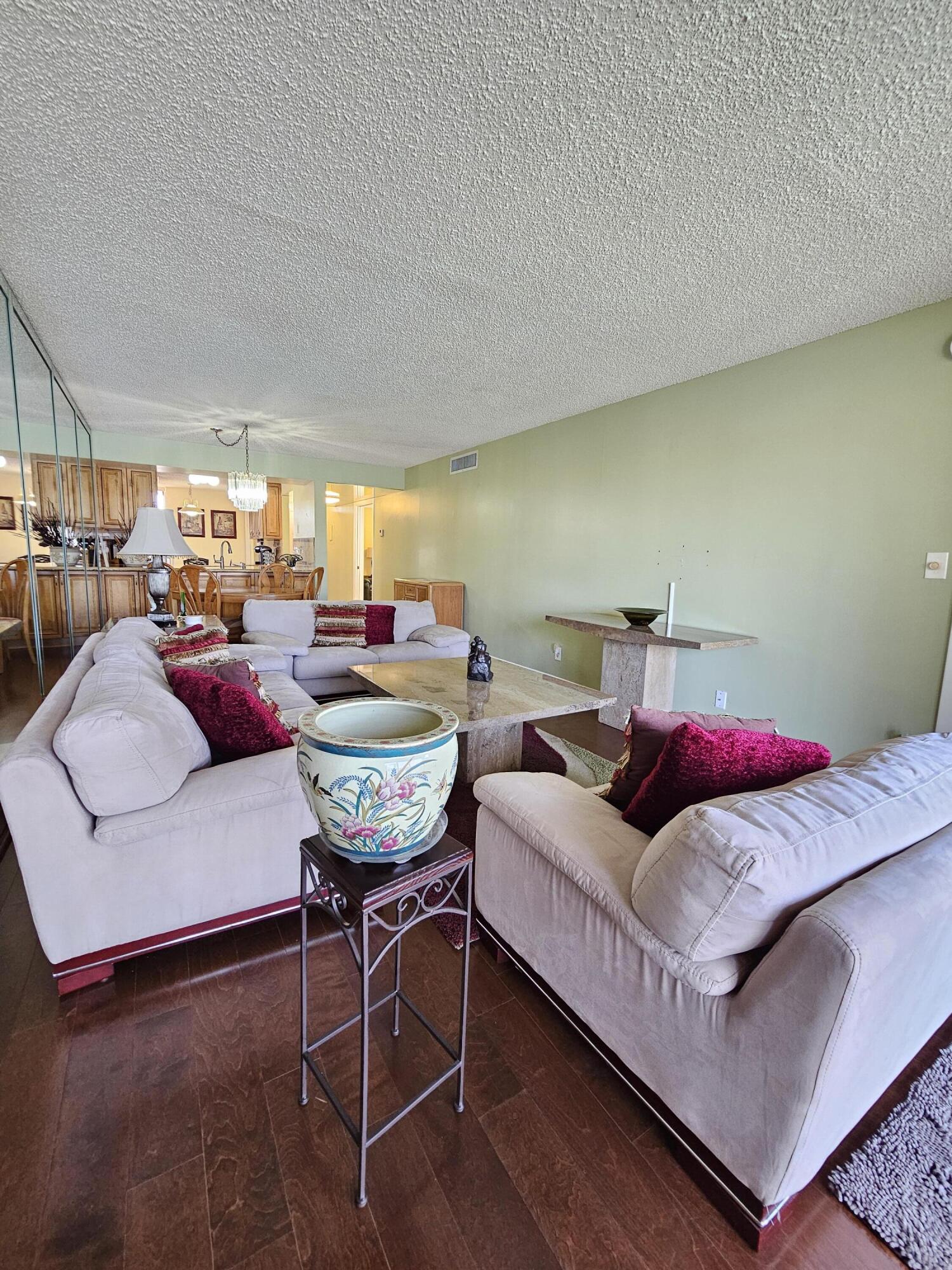 CORAL GATE V CONDO - Residential