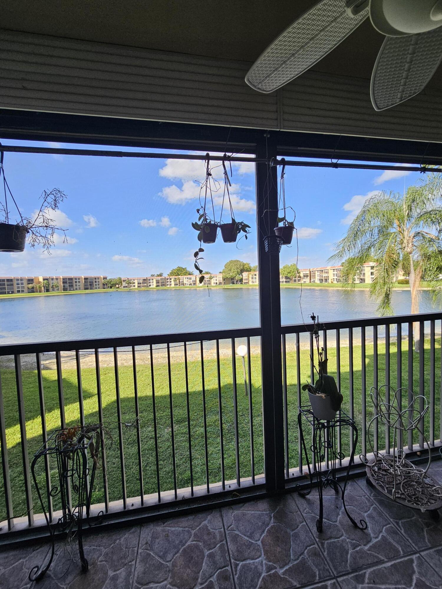 CORAL GATE V CONDO - Residential