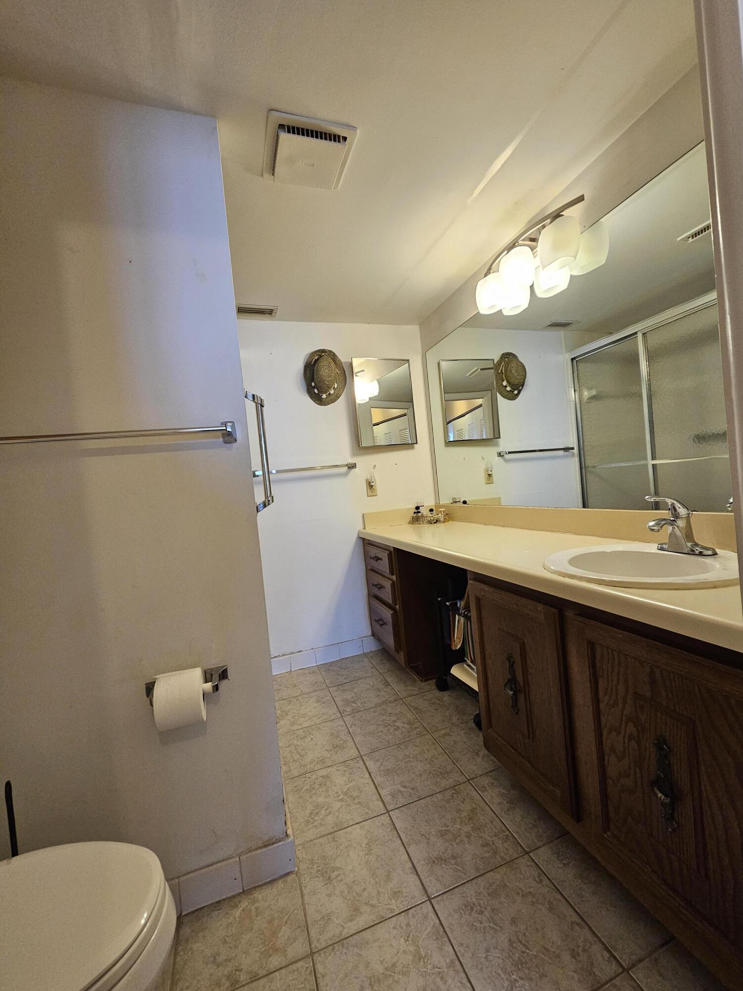 CORAL GATE V CONDO - Residential