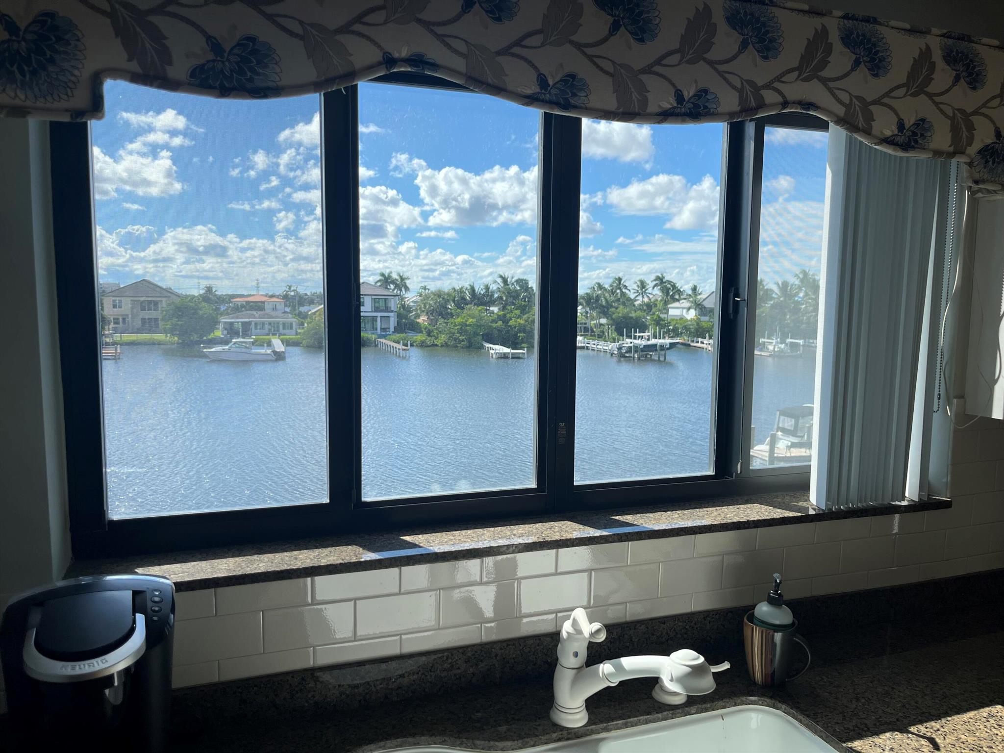 LAKEWOOD AT PALM BEACH CO - Residential Lease