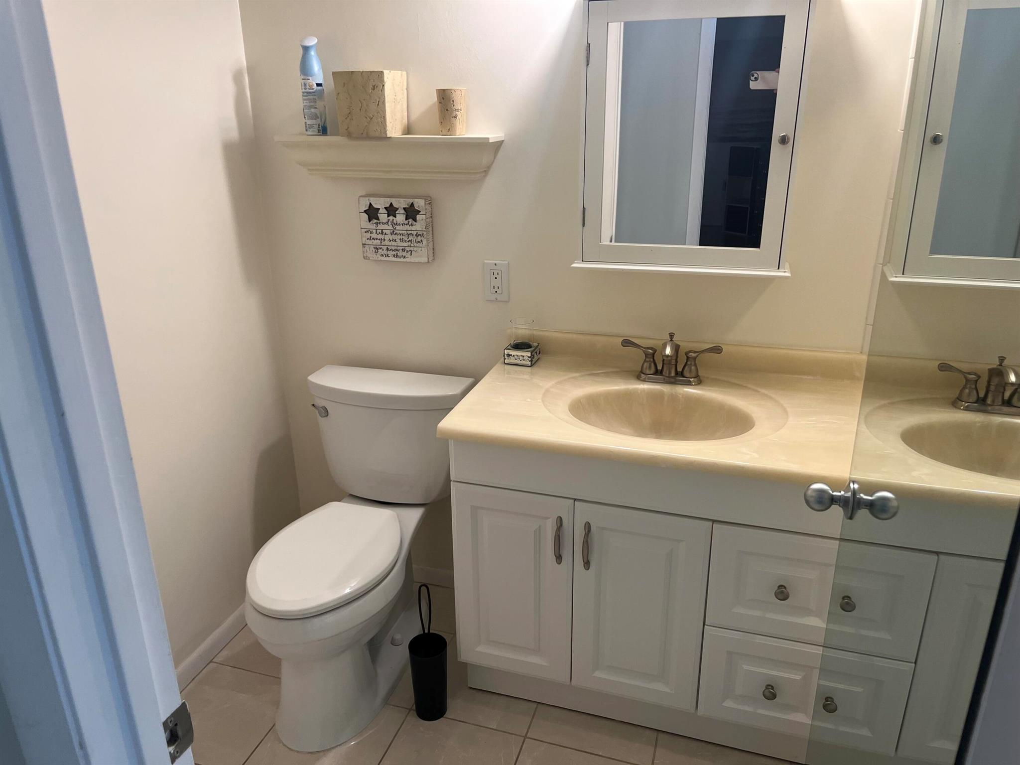 LAKEWOOD AT PALM BEACH CO - Residential Lease