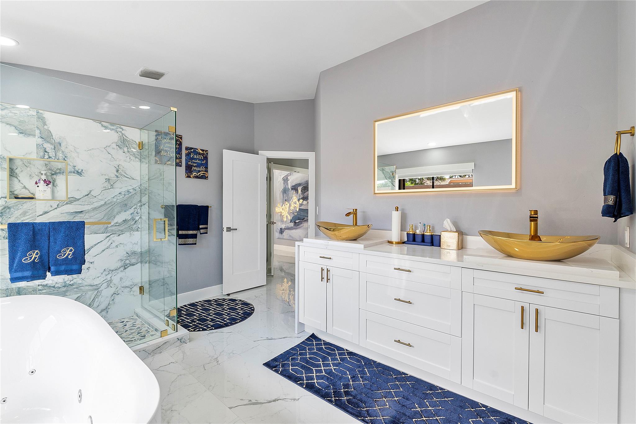 Pine Ridge 112-37 B - Residential