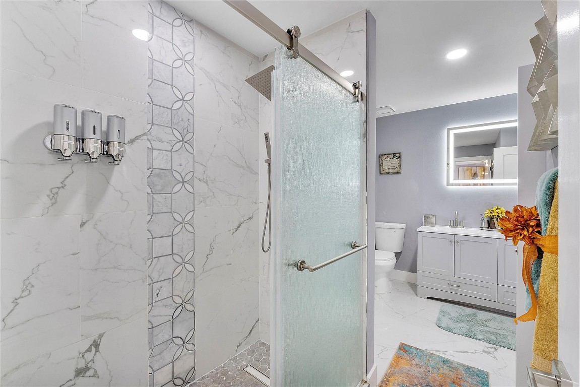 Pine Ridge 112-37 B - Residential