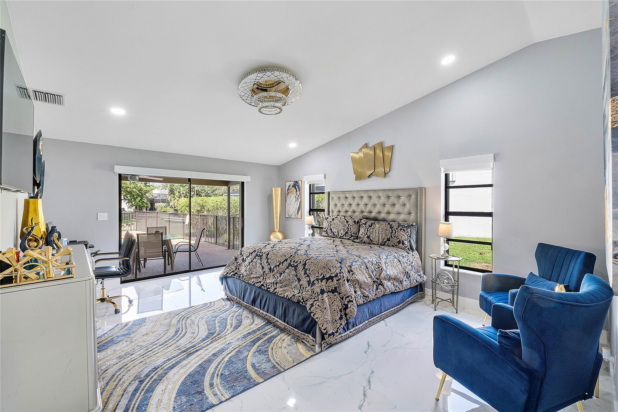 Pine Ridge 112-37 B - Residential