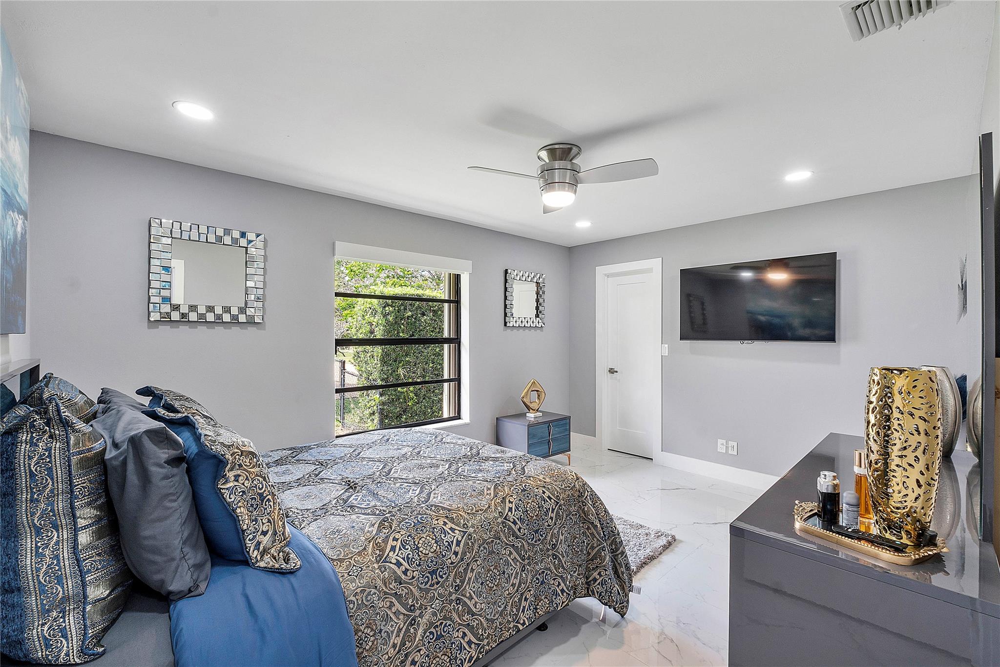 Pine Ridge 112-37 B - Residential