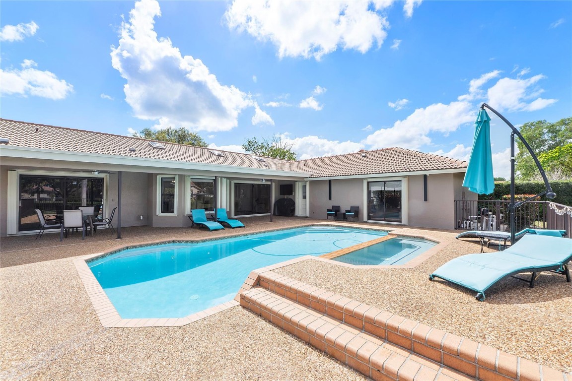 Pine Ridge 112-37 B - Residential