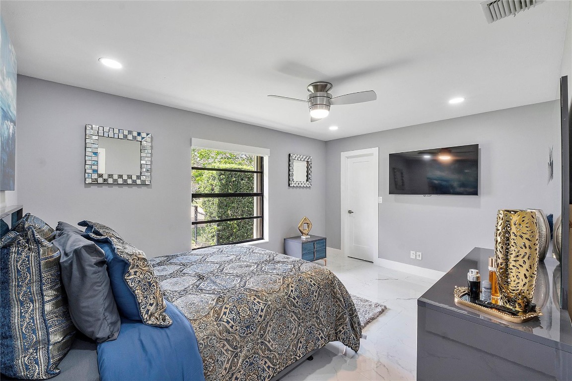 Pine Ridge 112-37 B - Residential