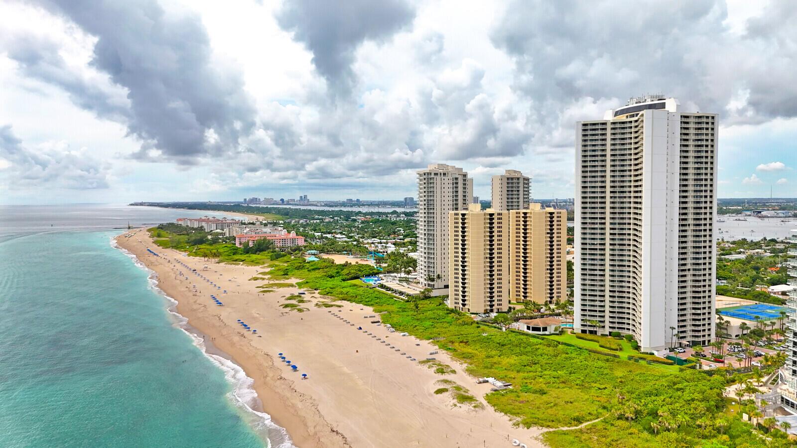 TIARA CONDO - Residential