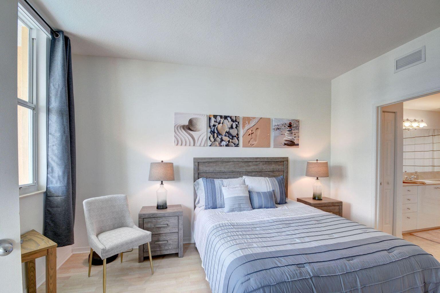 MOORINGS AT LANTANA CONDO - Residential Lease