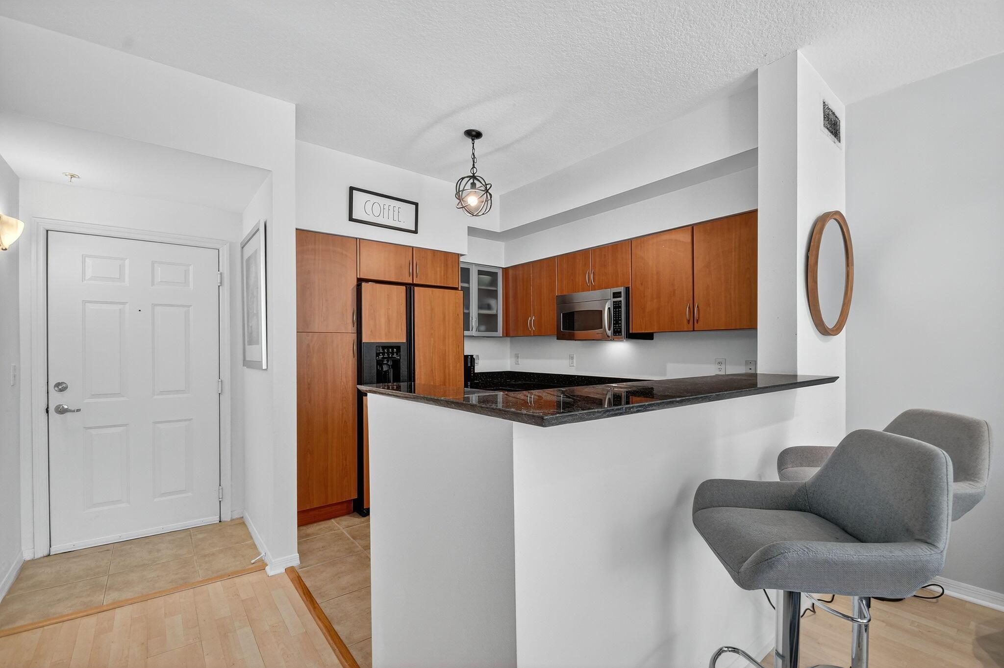 MOORINGS AT LANTANA CONDO - Residential Lease