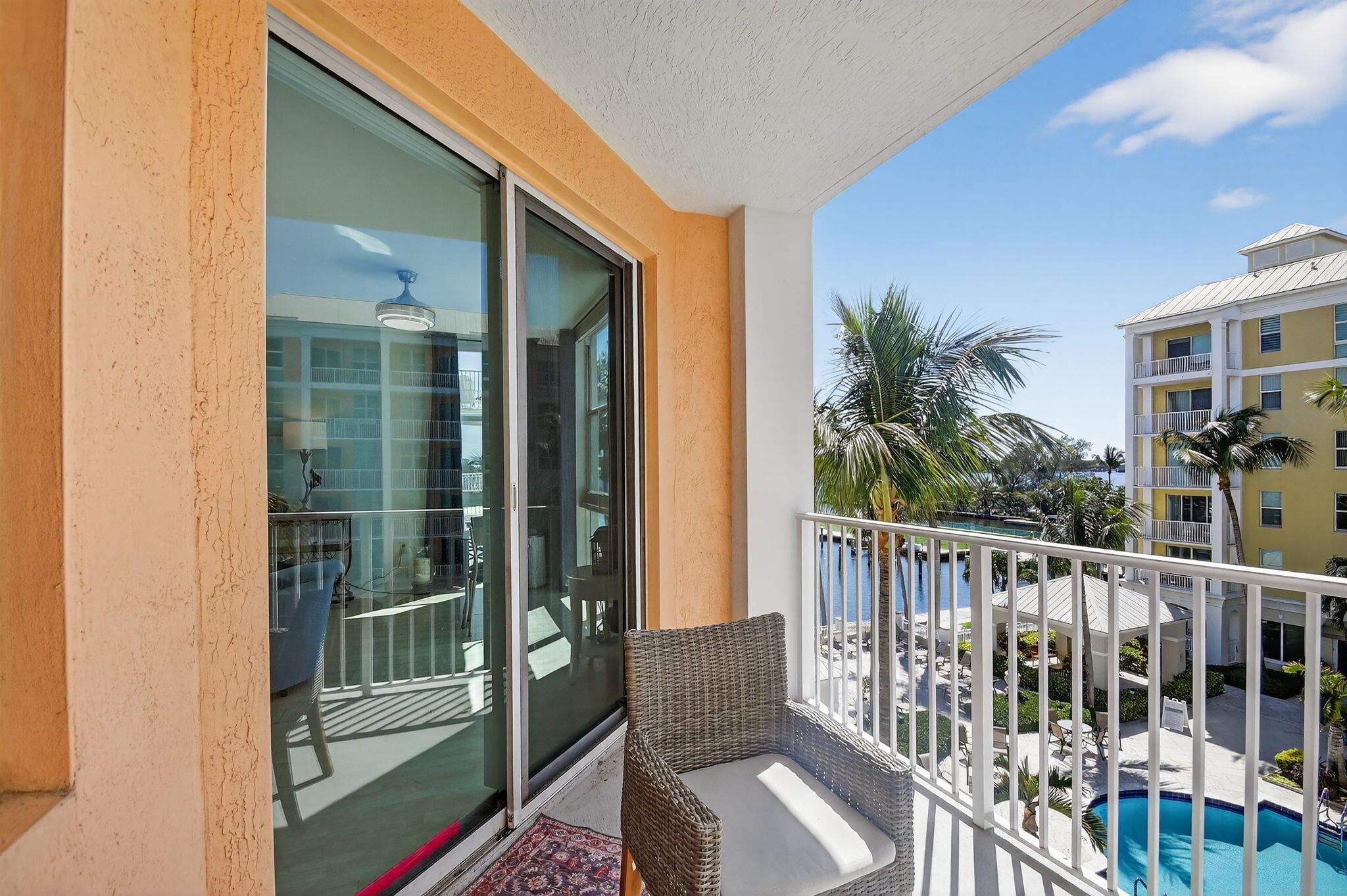 MOORINGS AT LANTANA CONDO - Residential Lease