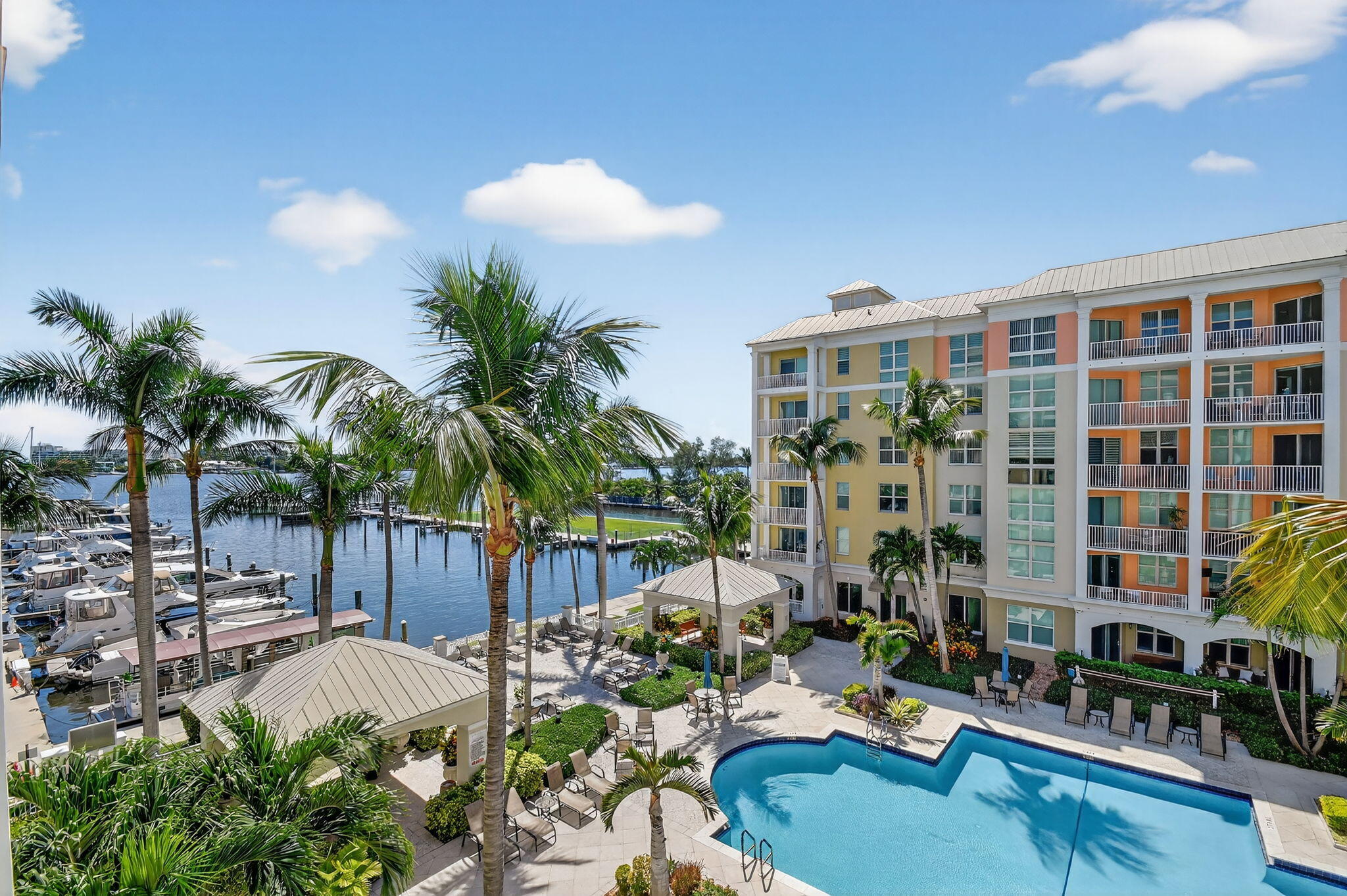 MOORINGS AT LANTANA CONDO - Residential Lease
