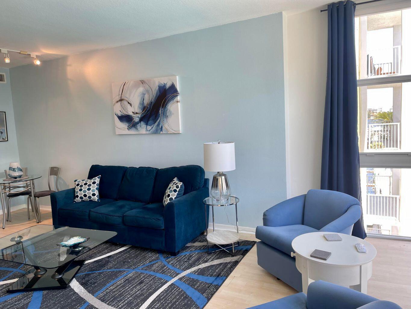 MOORINGS AT LANTANA CONDO - Residential Lease