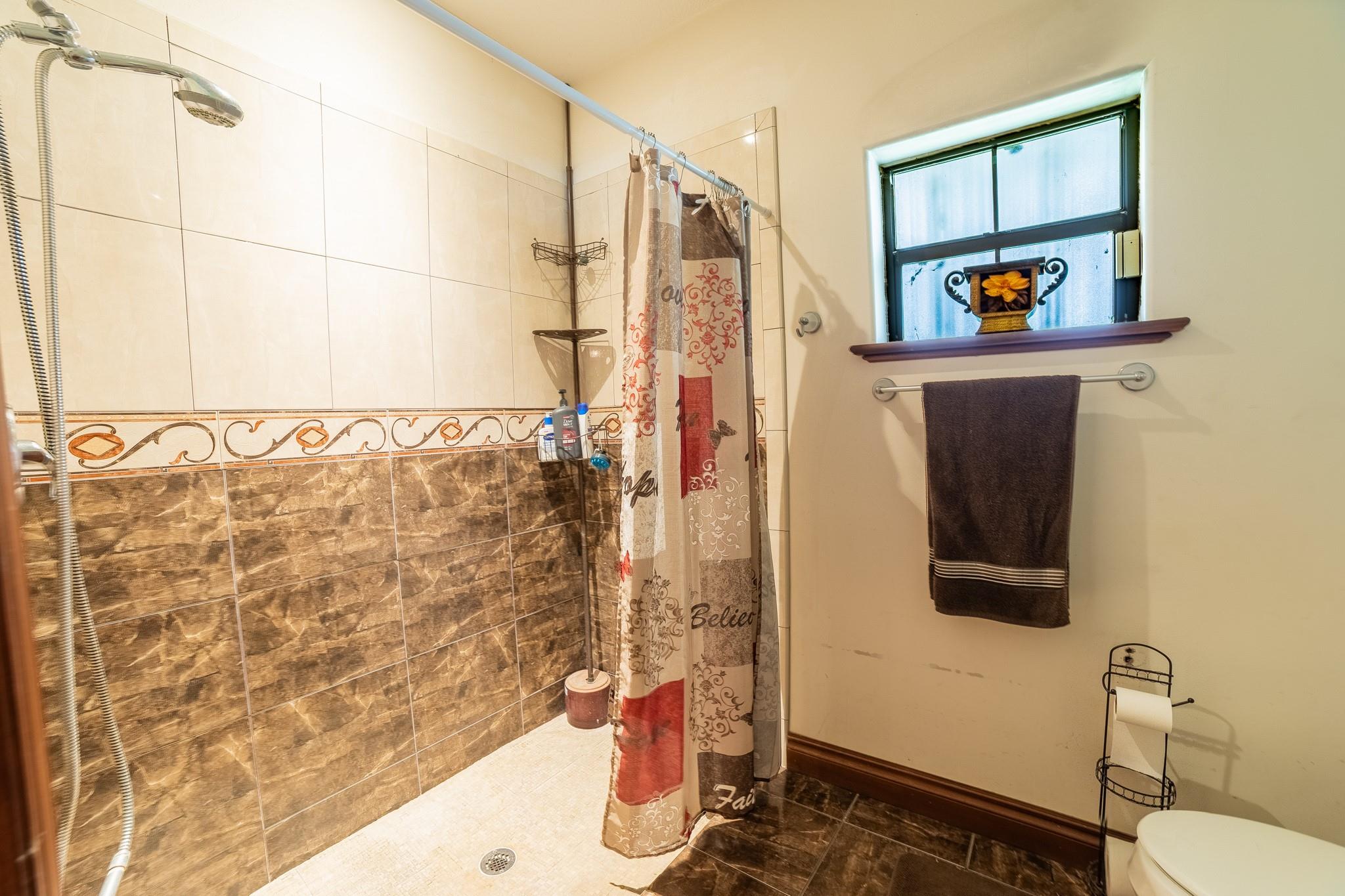 Bet Her Acres - Residential