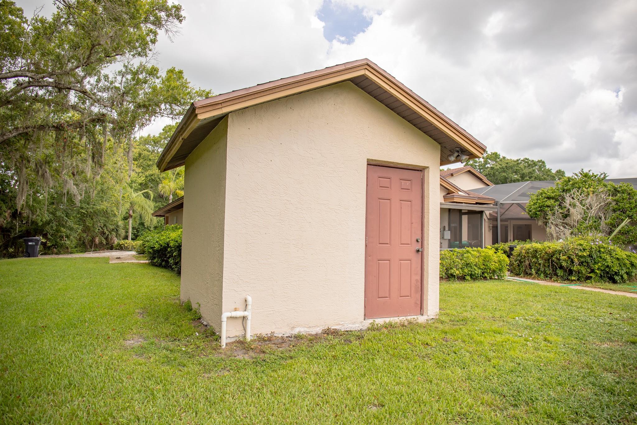 Bet Her Acres - Residential