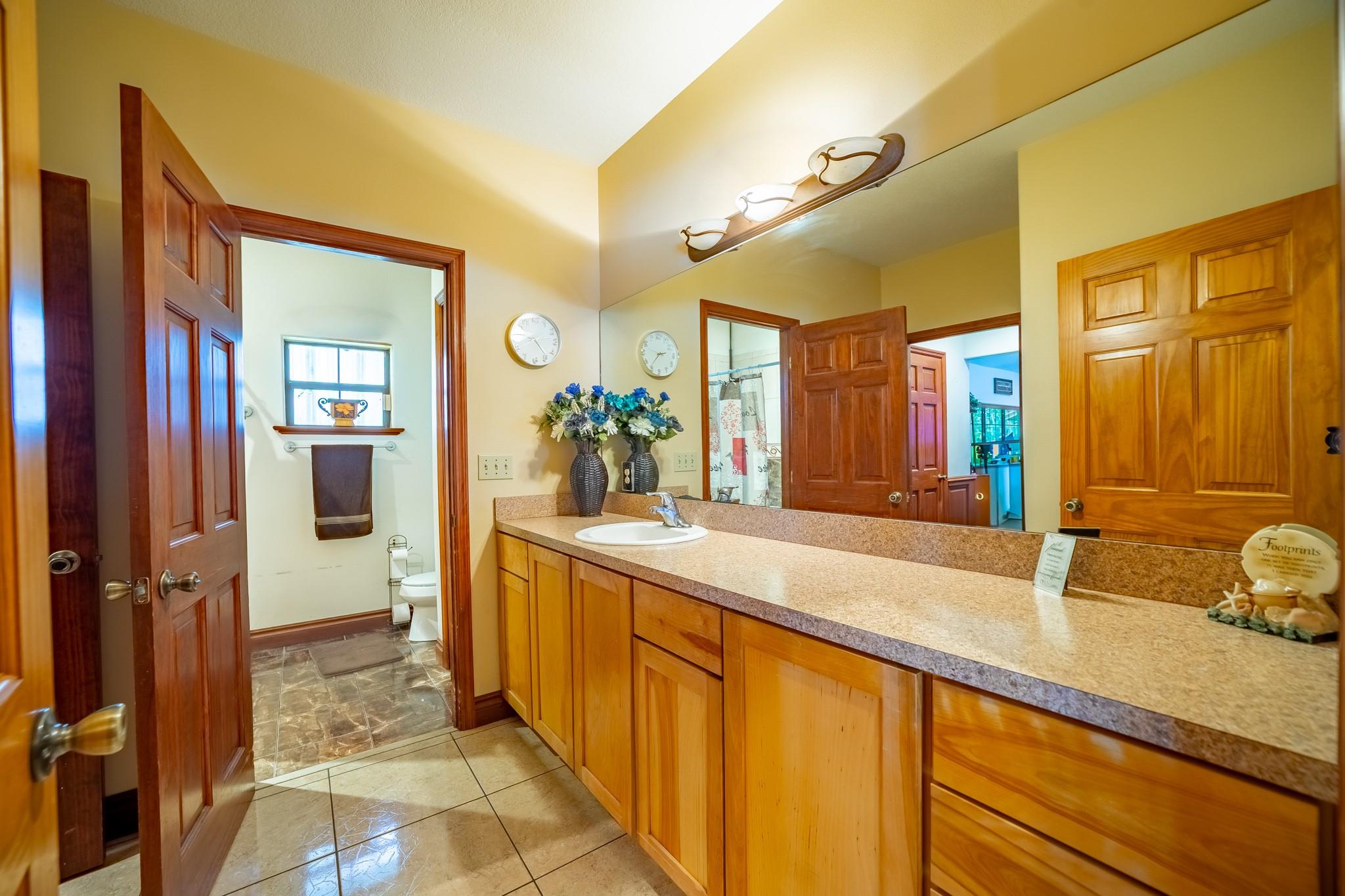 Bet Her Acres - Residential