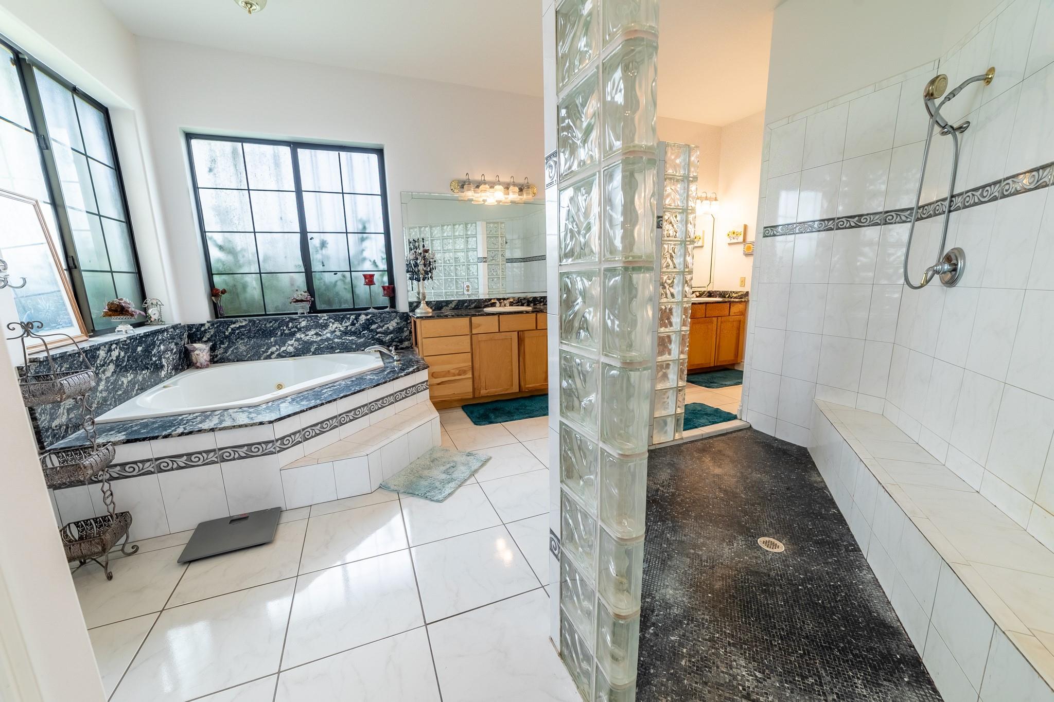 Bet Her Acres - Residential