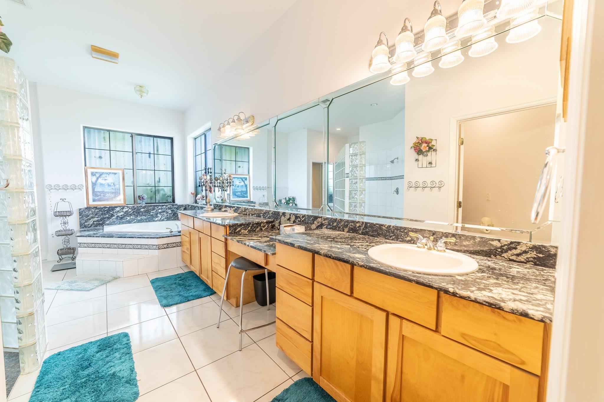 Bet Her Acres - Residential