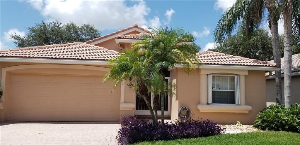 Photo of 7427 Viale Caterina, Delray Beach, FL 33446 (MLS # F10292446)