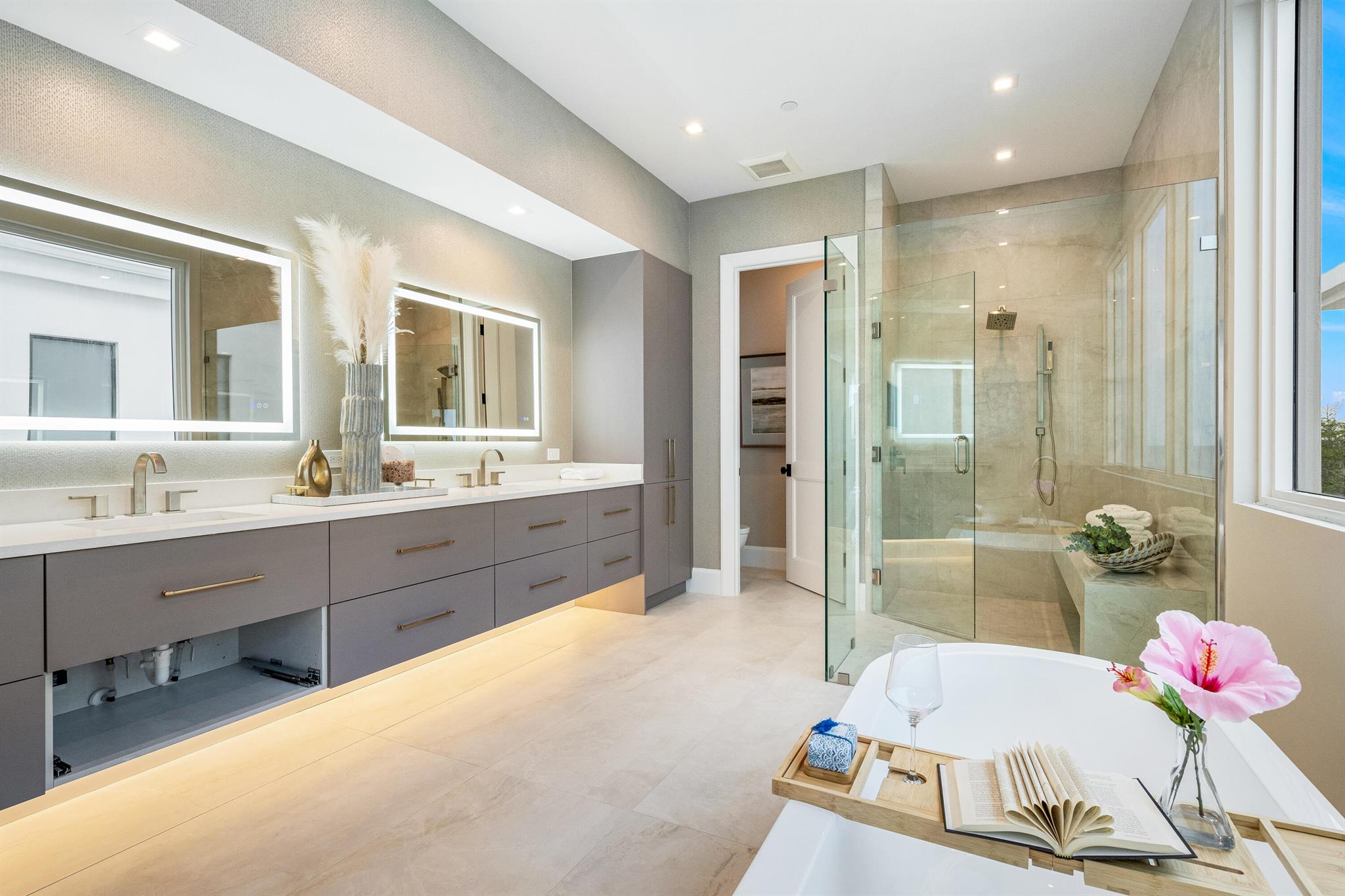 SUNSET BEACH - Residential