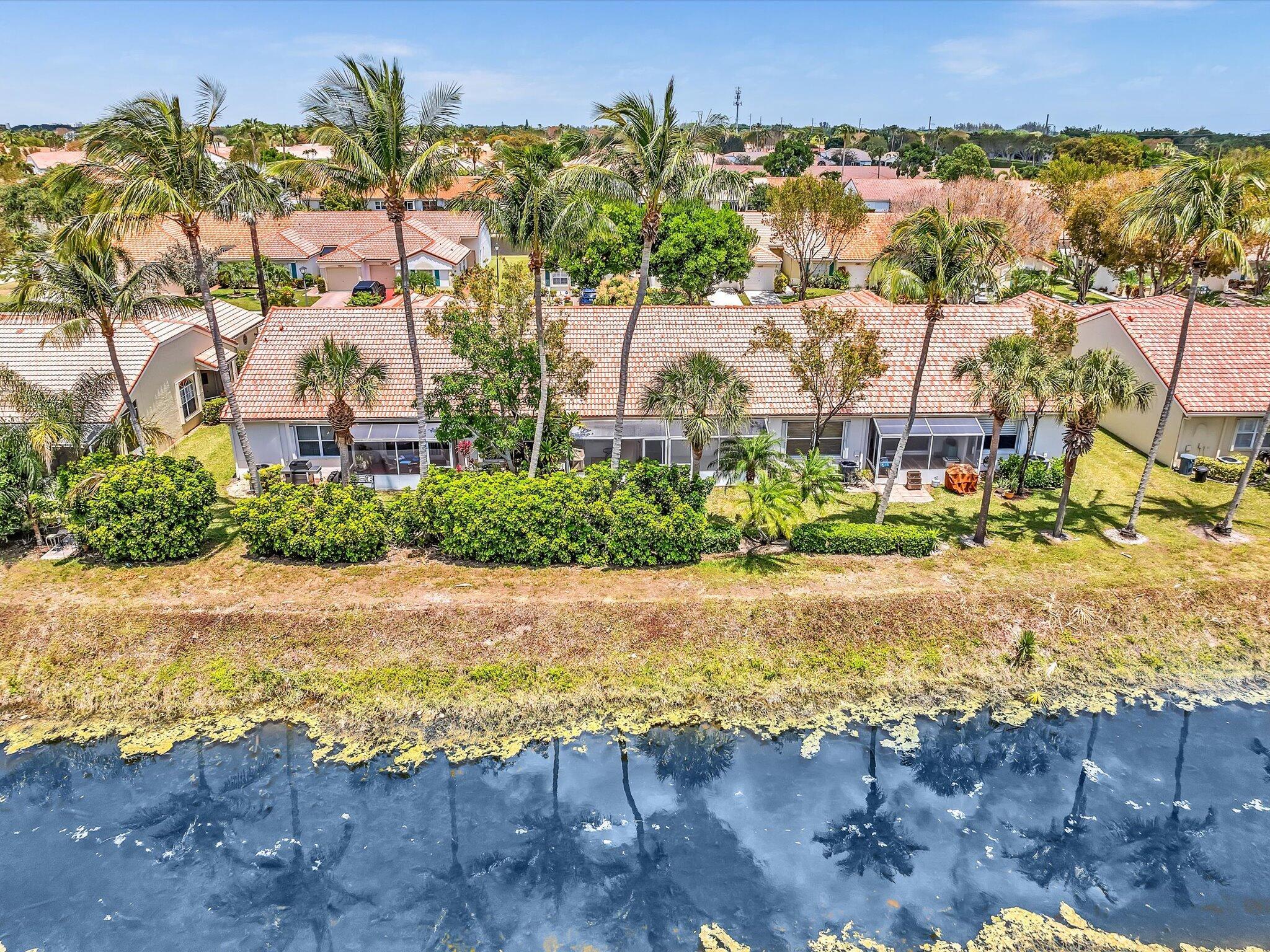 FLORAL LAKES - Residential