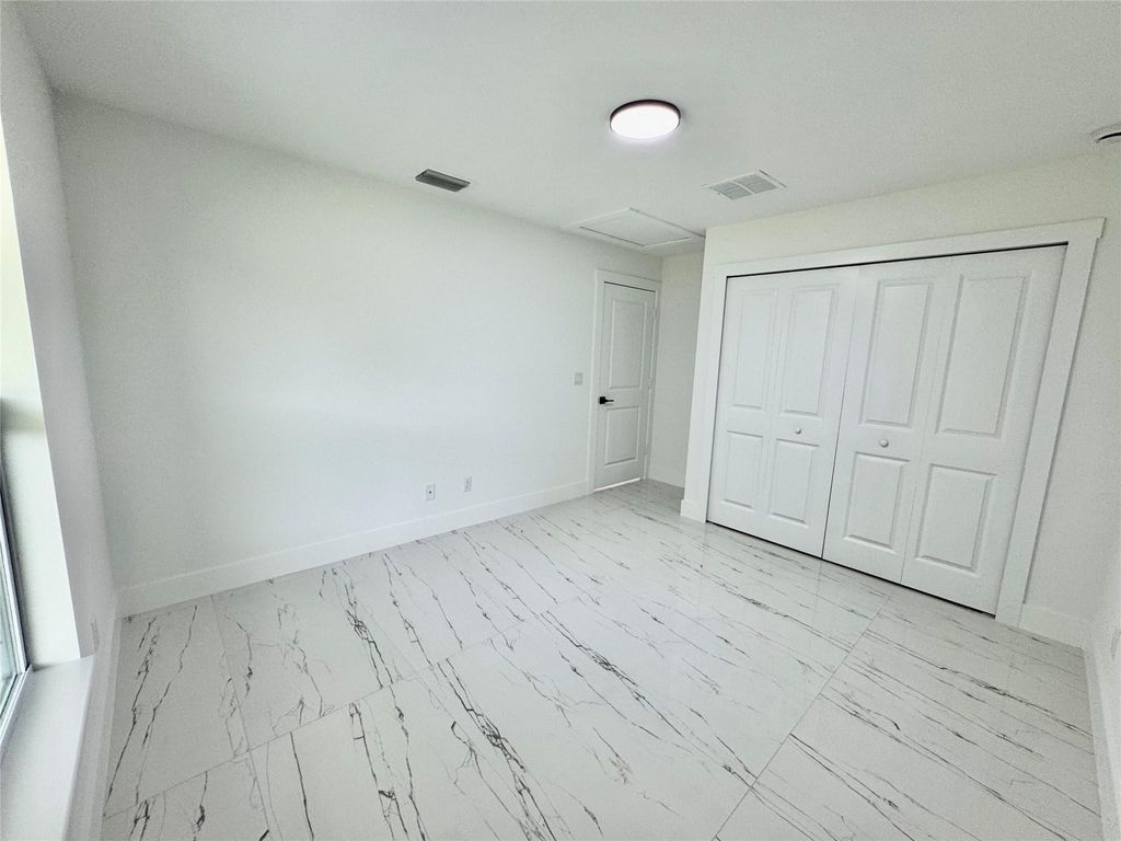 listing image 38