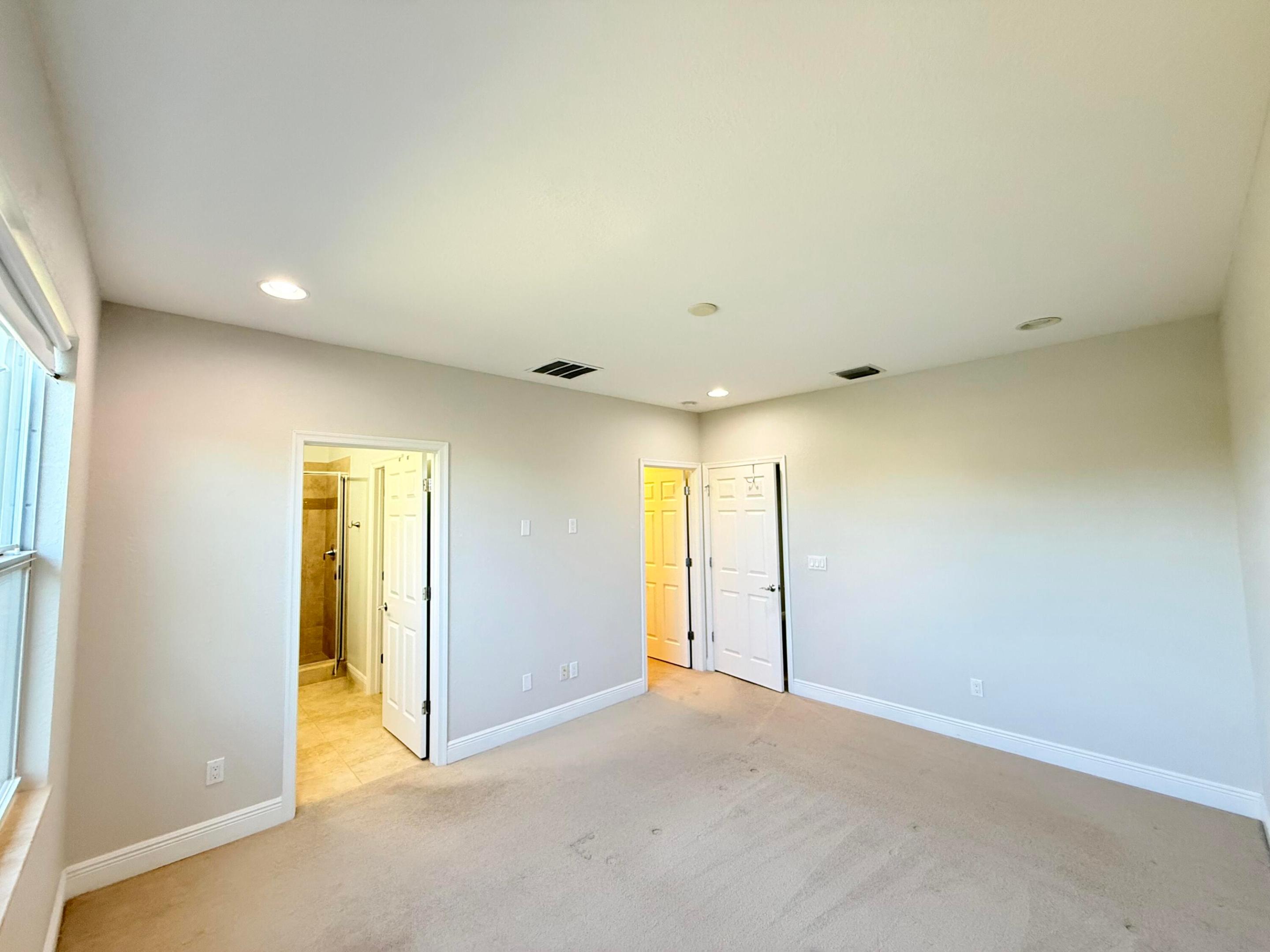 VIZCAYA FALLS PLAT 3 - Residential