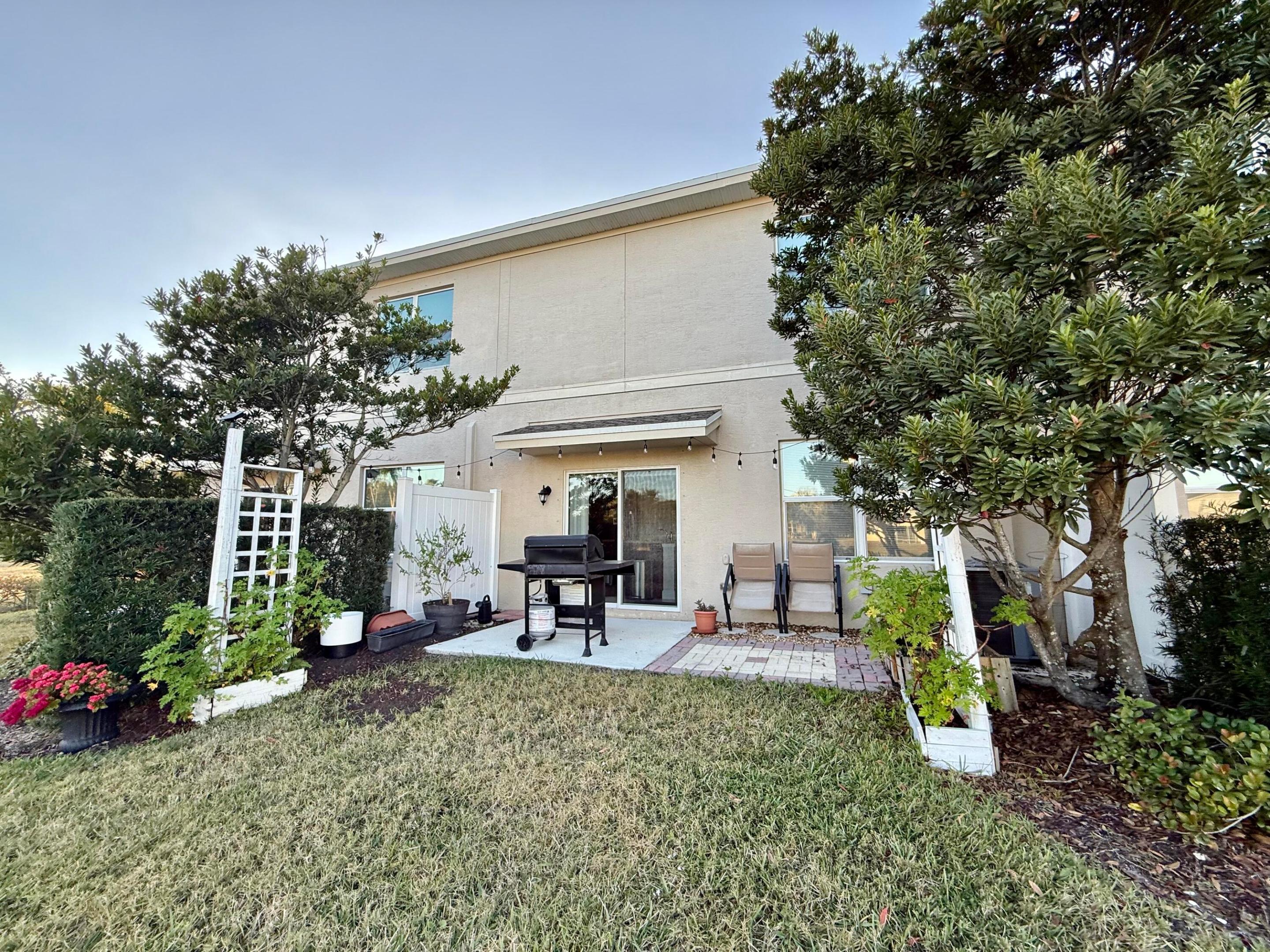 VIZCAYA FALLS PLAT 3 - Residential