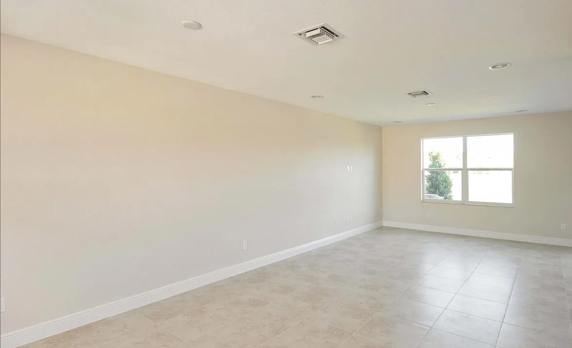 VIZCAYA FALLS PLAT 3 - Residential