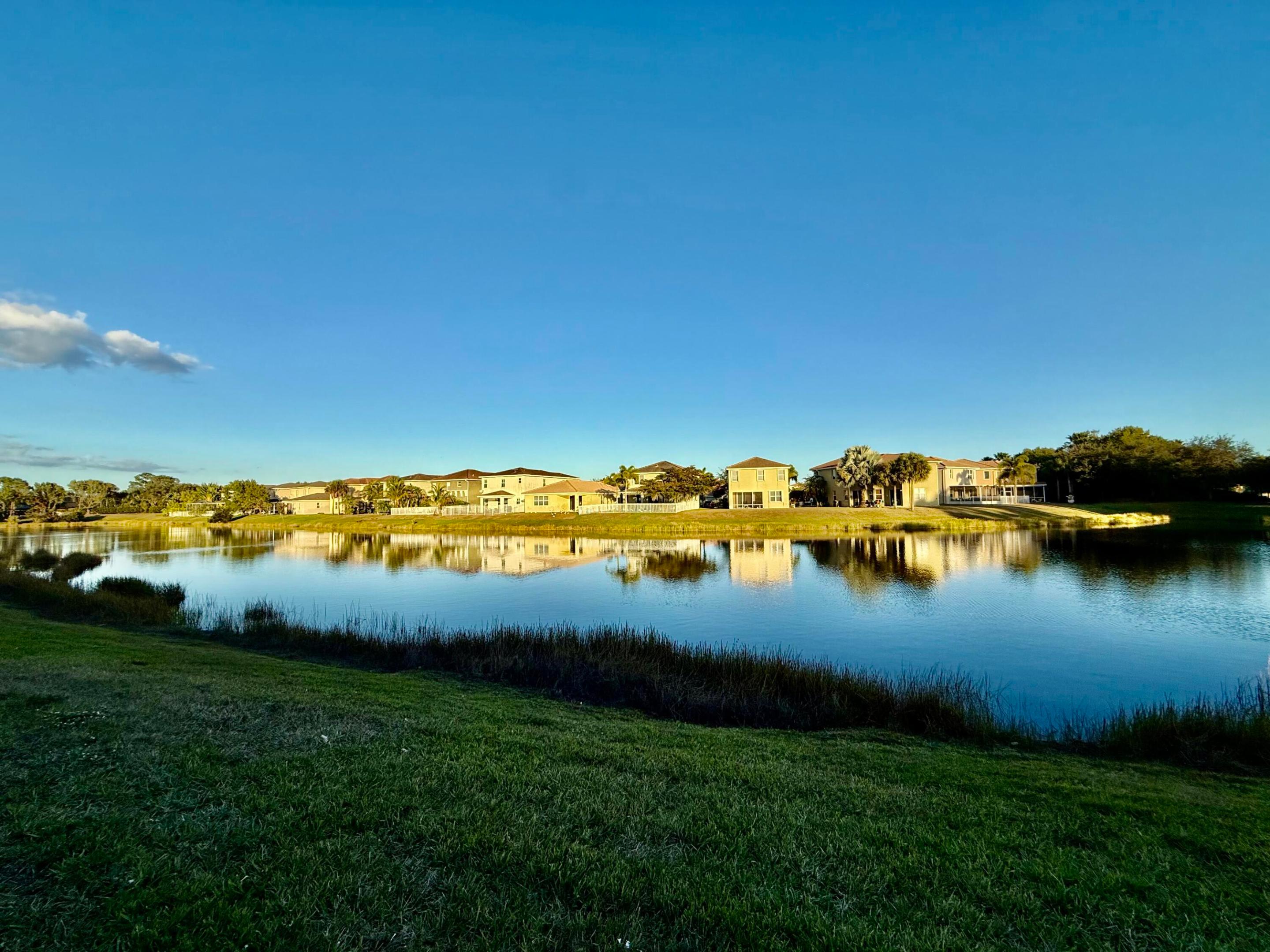 VIZCAYA FALLS PLAT 3 - Residential