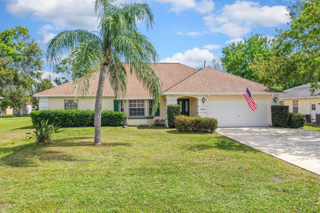 Photo of 1749 SE Berkshire Boulevard, Port Saint Lucie, FL 34952 (MLS # R11066486)