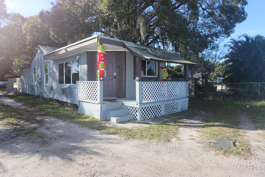 Photo of 3325 Orange Avenue, Fort Pierce, FL 34947 (MLS # R11151075)