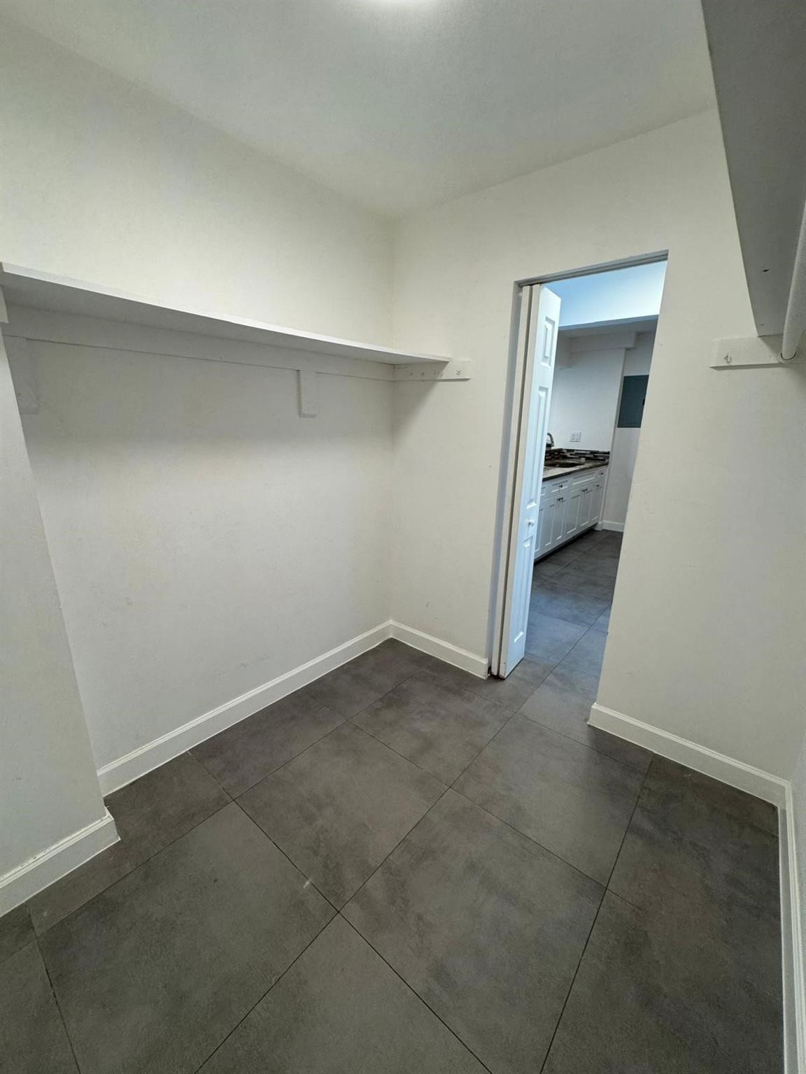 La Castellana Condo - Residential Lease