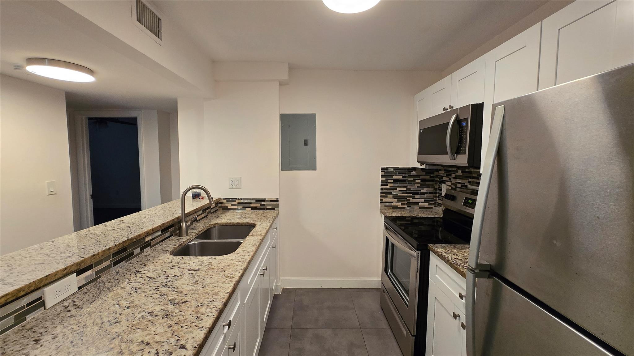 La Castellana Condo - Residential Lease