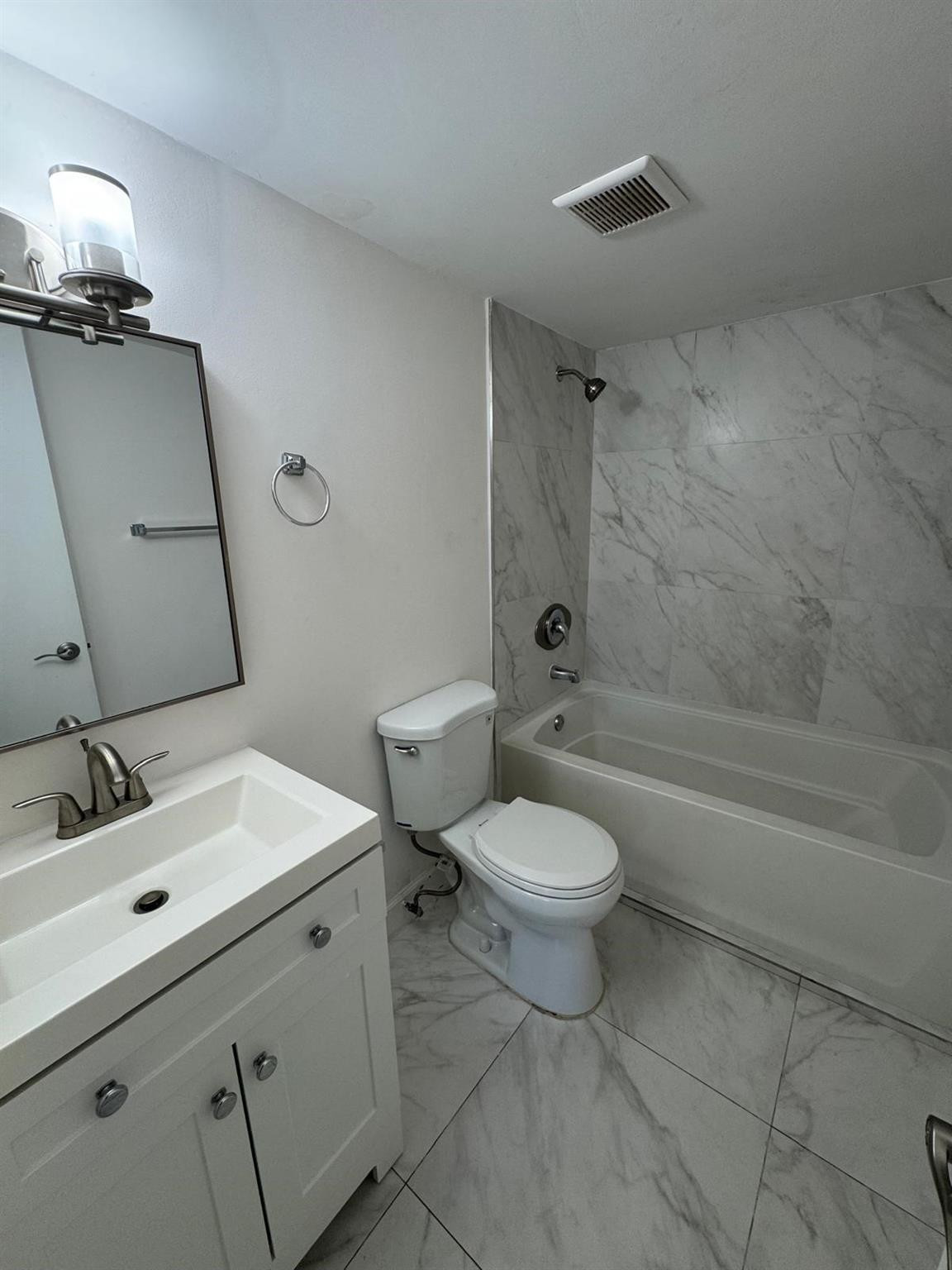 La Castellana Condo - Residential Lease