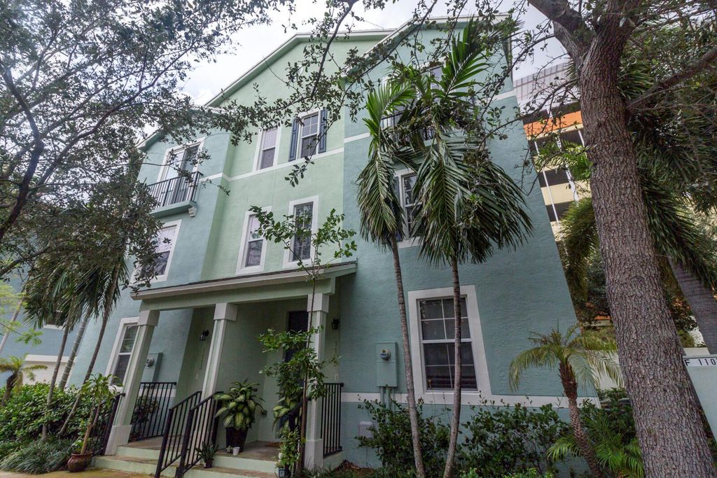 Photo of 1109 Florida Avenue, West Palm Beach, FL 33401 (MLS # R11118125)