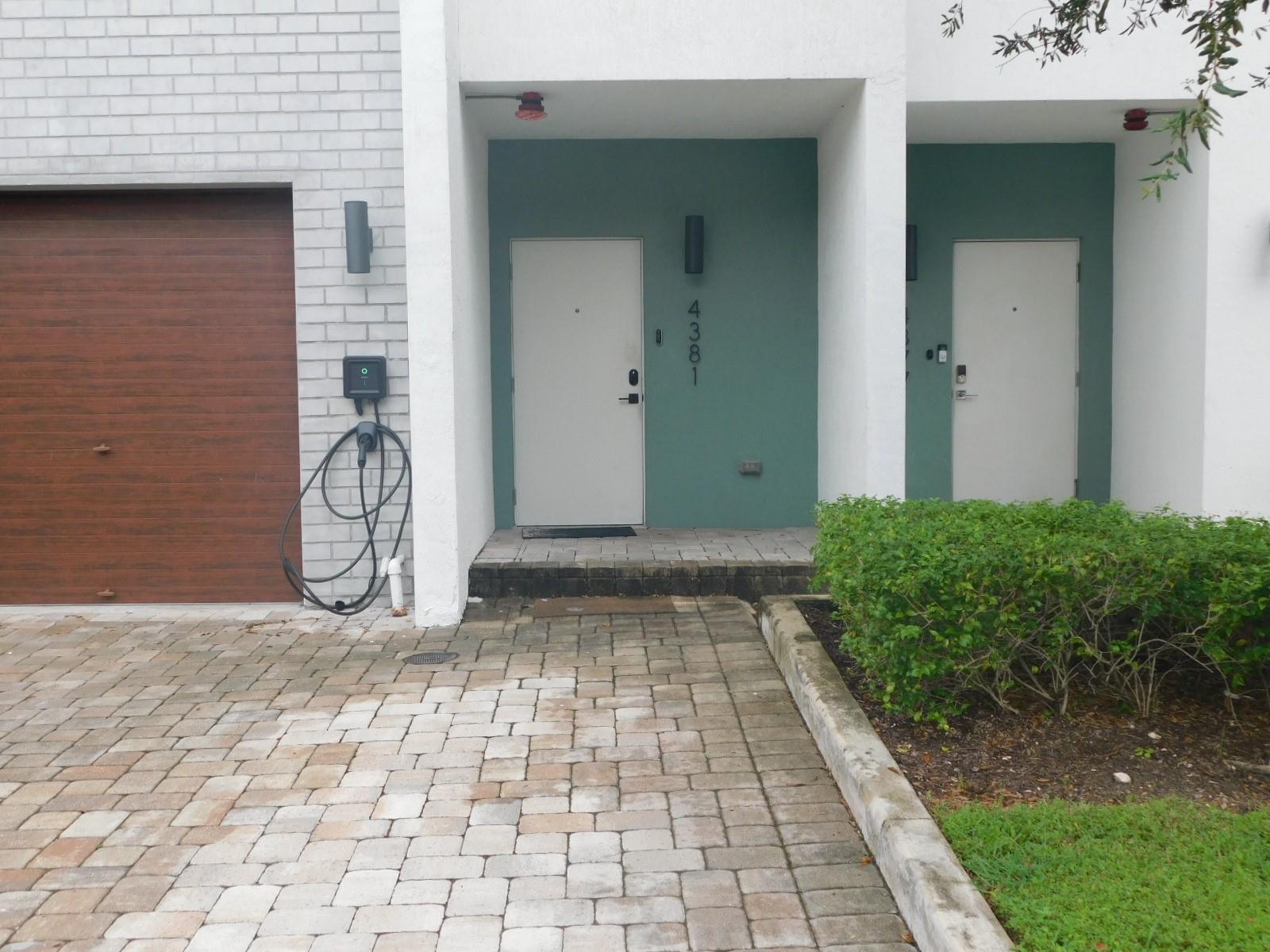 Strata At Plantation - Residential