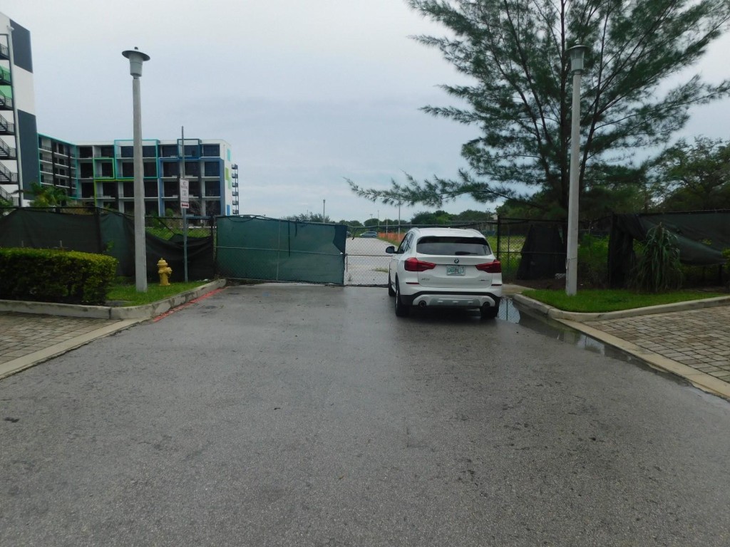 Strata At Plantation - Residential